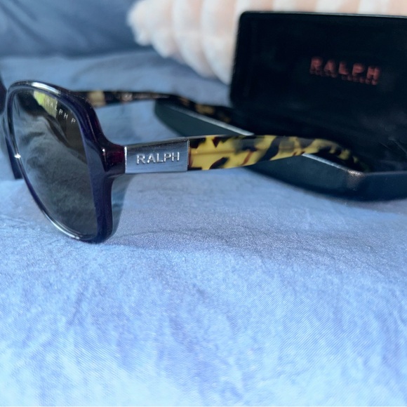 Ralph Lauren Sunglasses - Picture 5 of 8